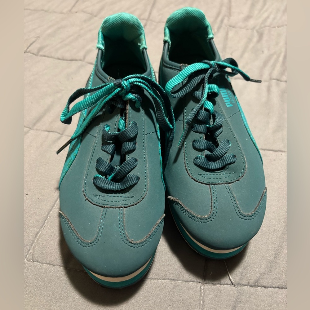 PUMA Roma Slim Stacked Green Platform Sneakers Womens Size 6